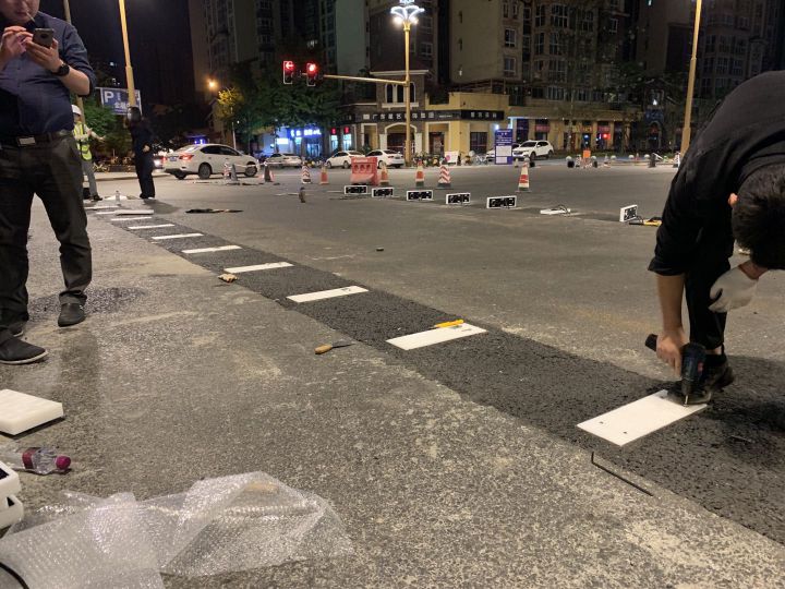 山東濟南夜景照明工程,樓體樓宇亮化工程,LED發光標識工程,夜景景觀照明工程,夜景泛光照明,LED照明,LED發光字工程,亮化工程,LED外露發光字 山東濟南夜景照明工程,樓體樓宇亮化工程,LED發光標識工程,夜景景觀照明工程,夜景泛光照明,LED照明,LED發光字工程,亮化工程,LED外露發光字