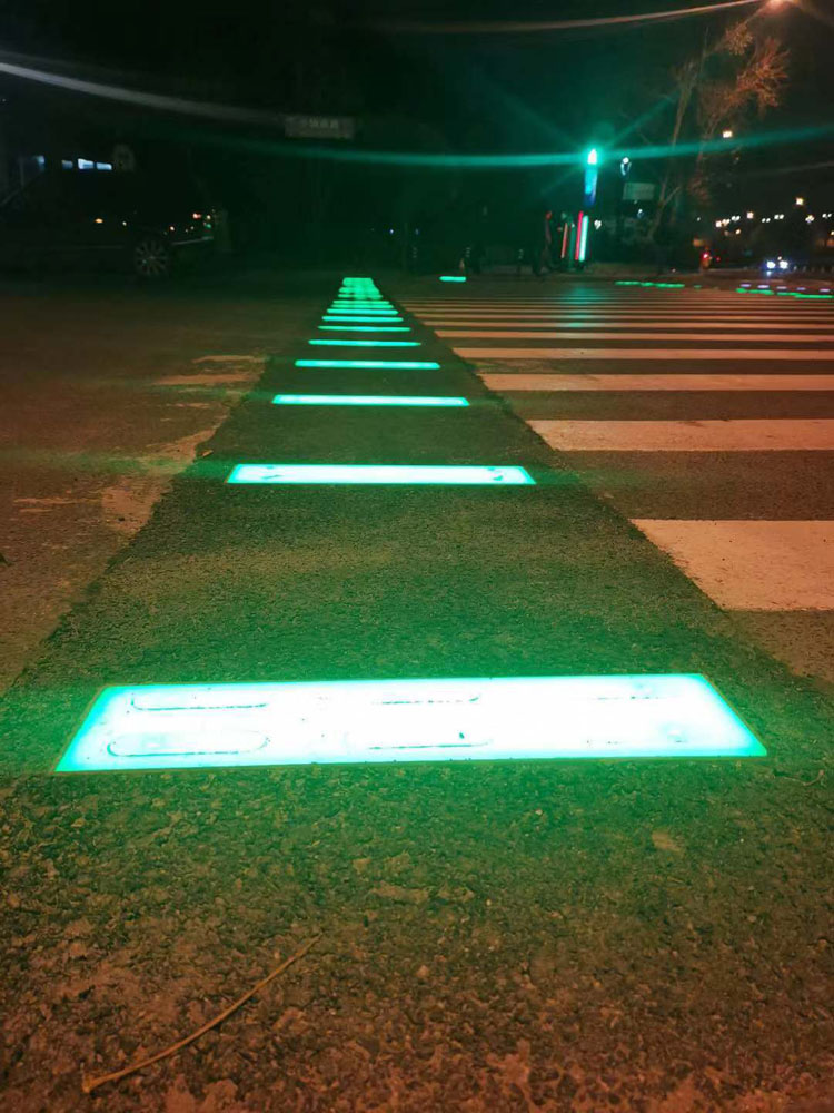 山東濟南夜景照明工程,樓體樓宇亮化工程,LED發光標識工程,夜景景觀照明工程,夜景泛光照明,LED照明,LED發光字工程,亮化工程,LED外露發光字 山東濟南夜景照明工程,樓體樓宇亮化工程,LED發光標識工程,夜景景觀照明工程,夜景泛光照明,LED照明,LED發光字工程,亮化工程,LED外露發光字