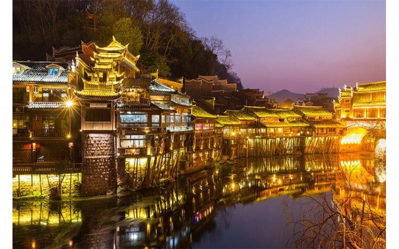 云南澄江撫仙湖度假酒店照明設(shè)計(jì)